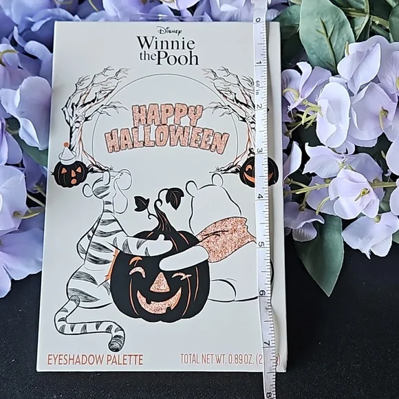 Disney 🎁 Winnie the Pooh Halloween Eye Palette with Built in Mirror. - Picture 7 of 7